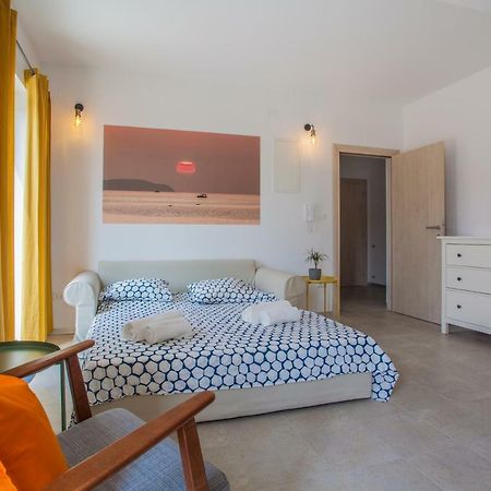 Apartment Garden Breeze Cres Bagian luar foto